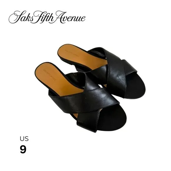 Saks Fifth Avenue Women's Flat Crisscross Leather Sandals Size 9 - Picture 1 of 5